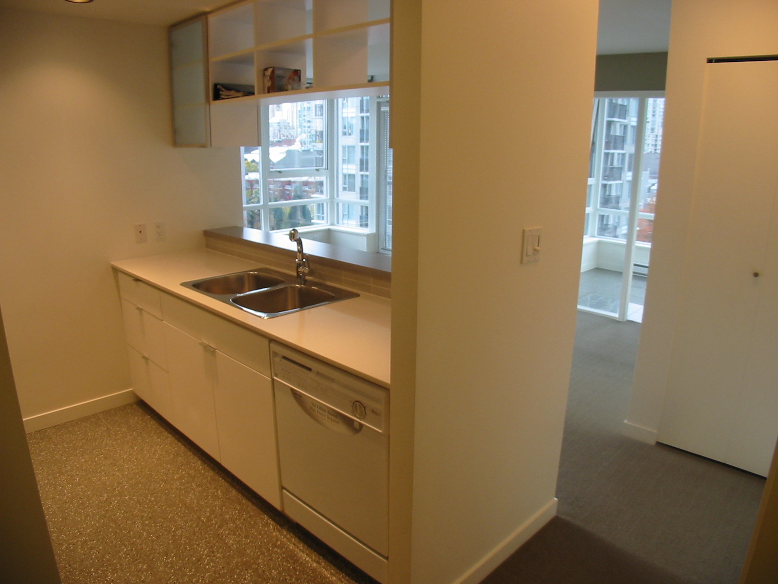 # 1110 928 BEATTY ST photo 14