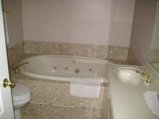 # 602 1311 BEACH Ave photo 8