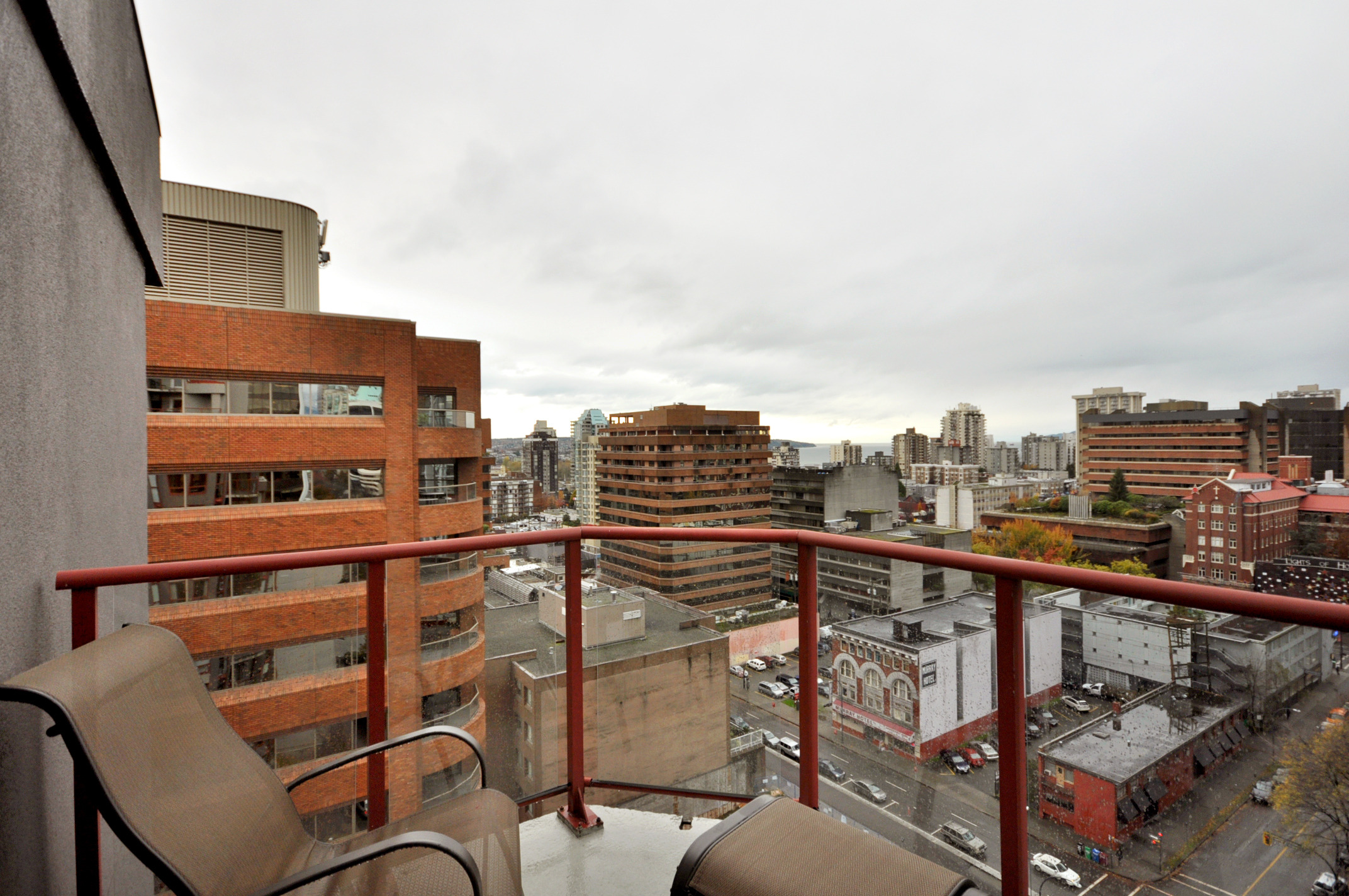 # 1703 811 HELMCKEN ST photo 14