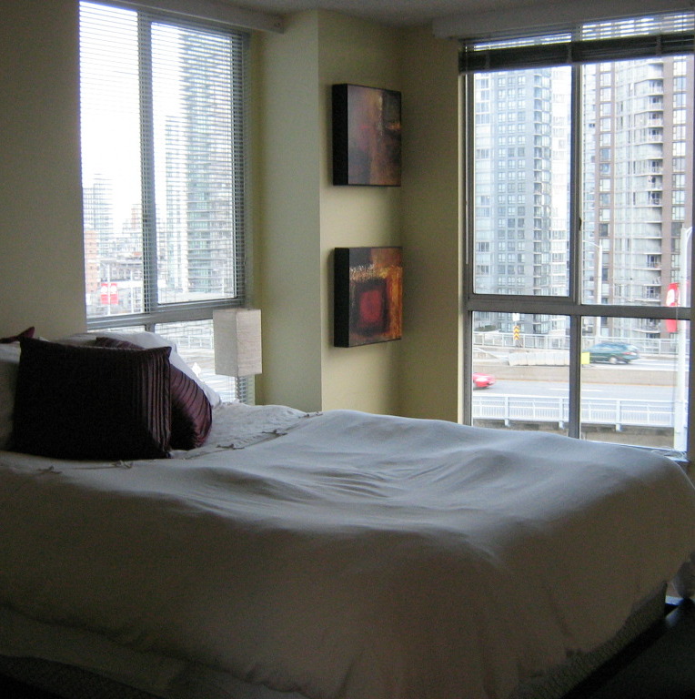 # 1407 1500 HOWE ST photo 18