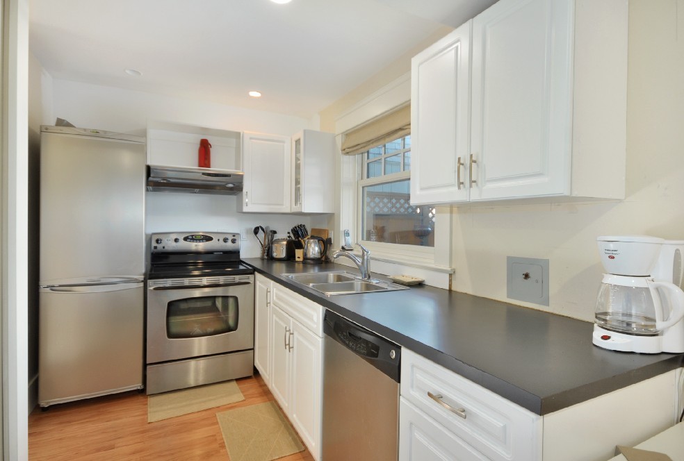 71 W 17TH AV photo 15