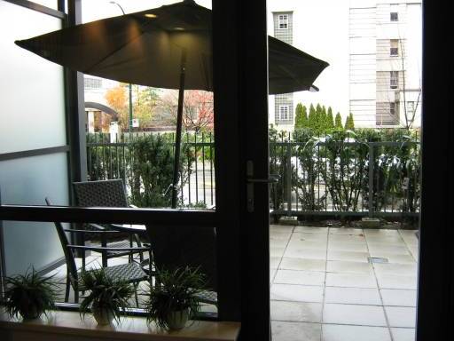 # 114 750 W 12TH Ave photo 4