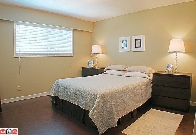  11547 85A Ave photo 2