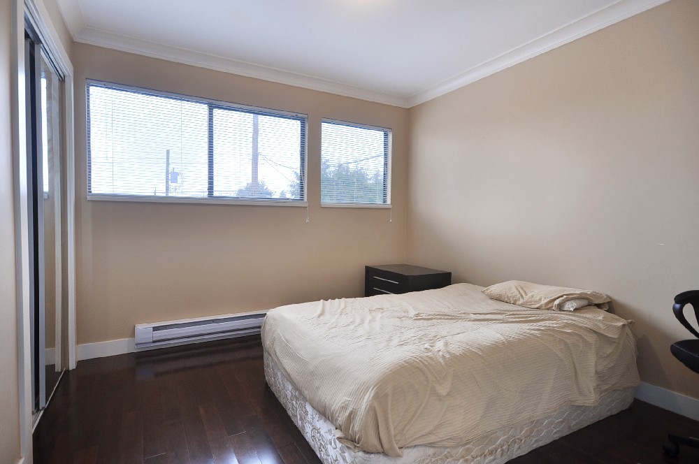 3628 DUNBAR ST photo 21