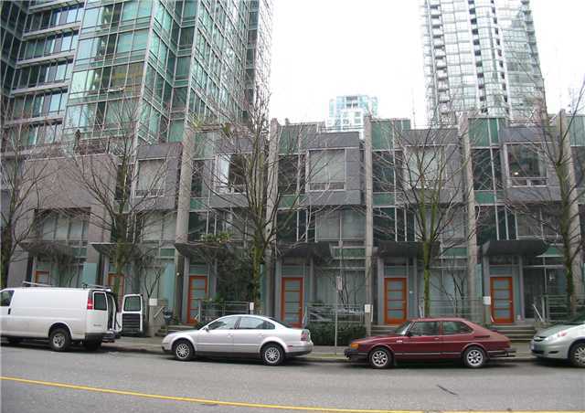 1271 ALBERNI ST