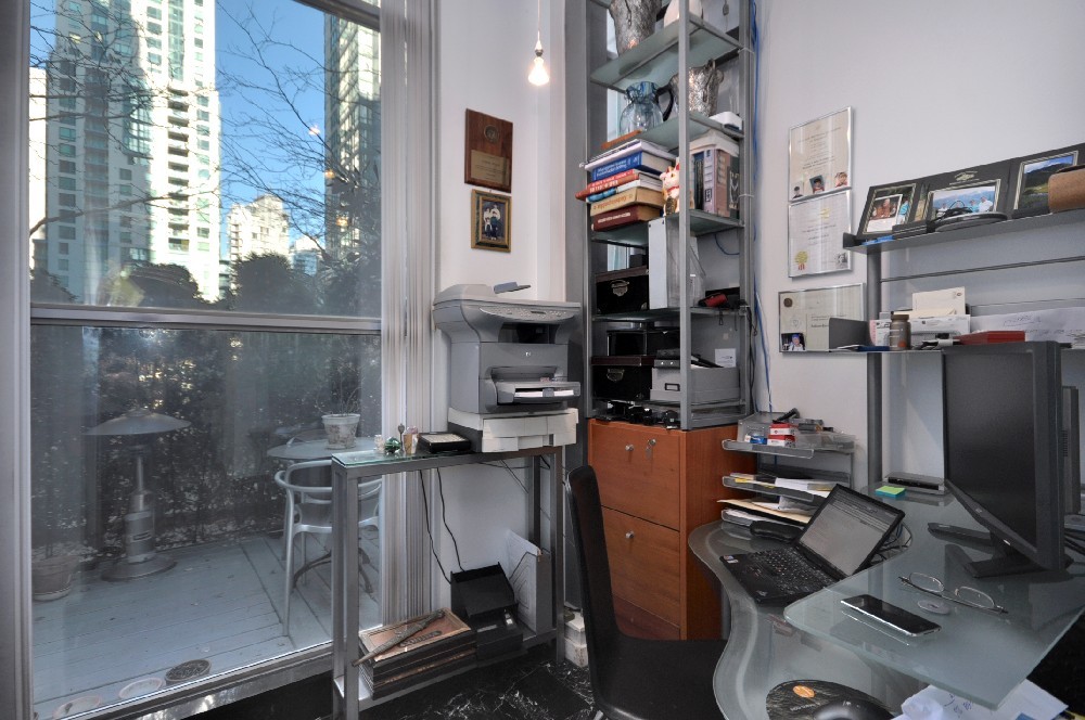 1271 ALBERNI ST photo 18