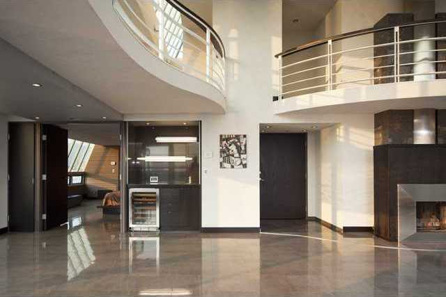 # 2501 1020 HARWOOD Street photo 8
