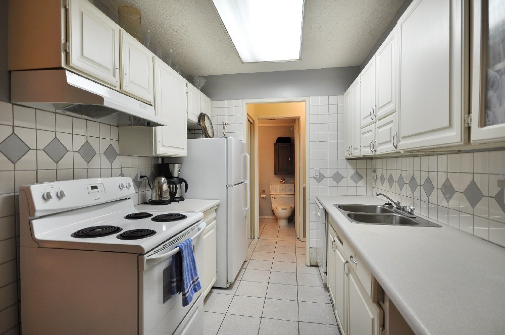 # 208 1066 E 8TH AV photo 24