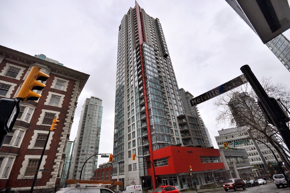 # 805 1211 MELVILLE ST photo 9