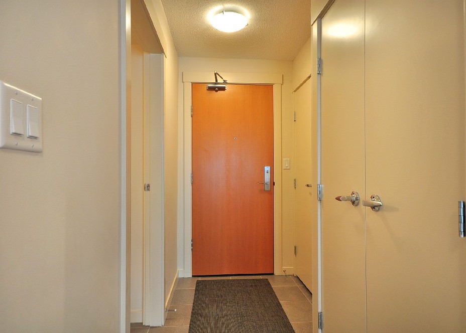 # 403 1189 MELVILLE ST photo 11