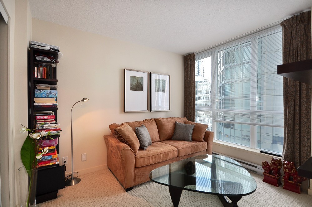 # 403 1189 MELVILLE ST photo 20