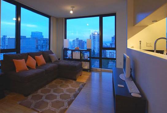 # 1407 1003 BURNABY Street