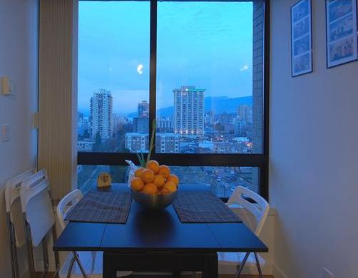 # 1407 1003 BURNABY Street photo 5
