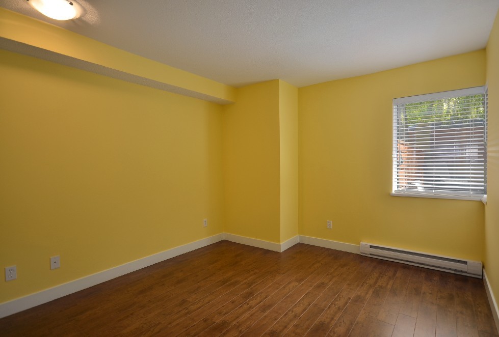 3021 LAUREL ST photo 18