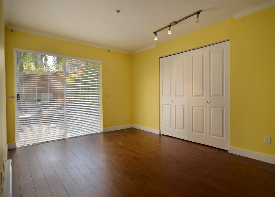 3021 LAUREL ST photo 19