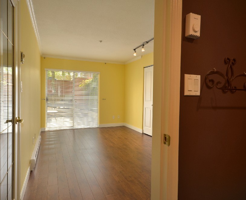 3021 LAUREL ST photo 22