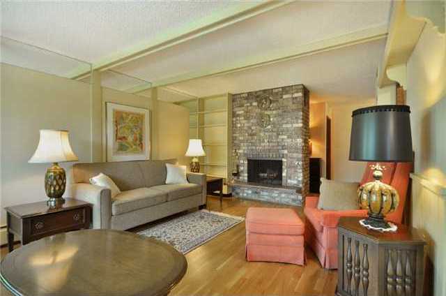 # 208 1266 W 13TH AV photo 3