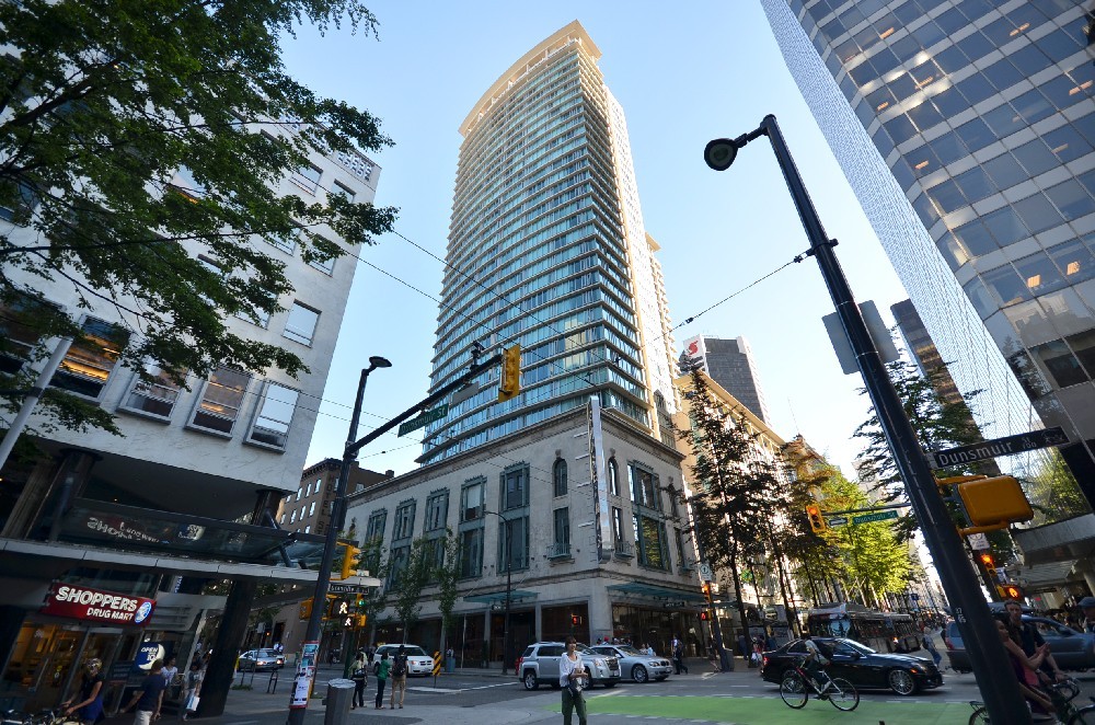# 1907 610 GRANVILLE ST