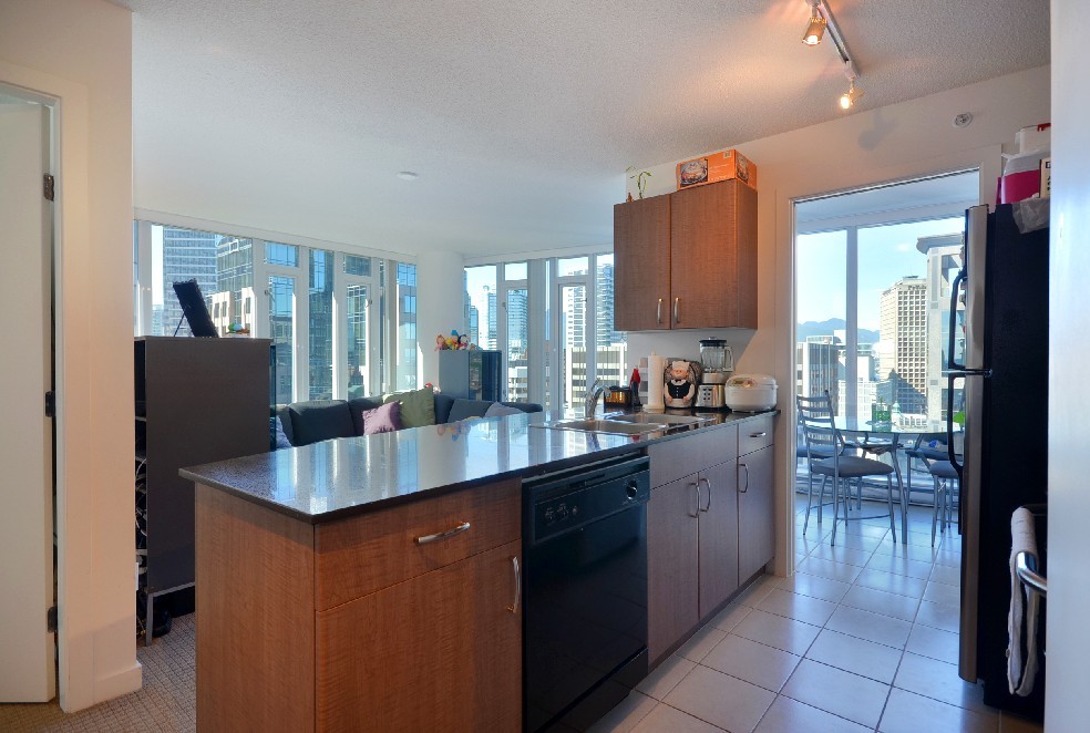 # 1907 610 GRANVILLE ST photo 13