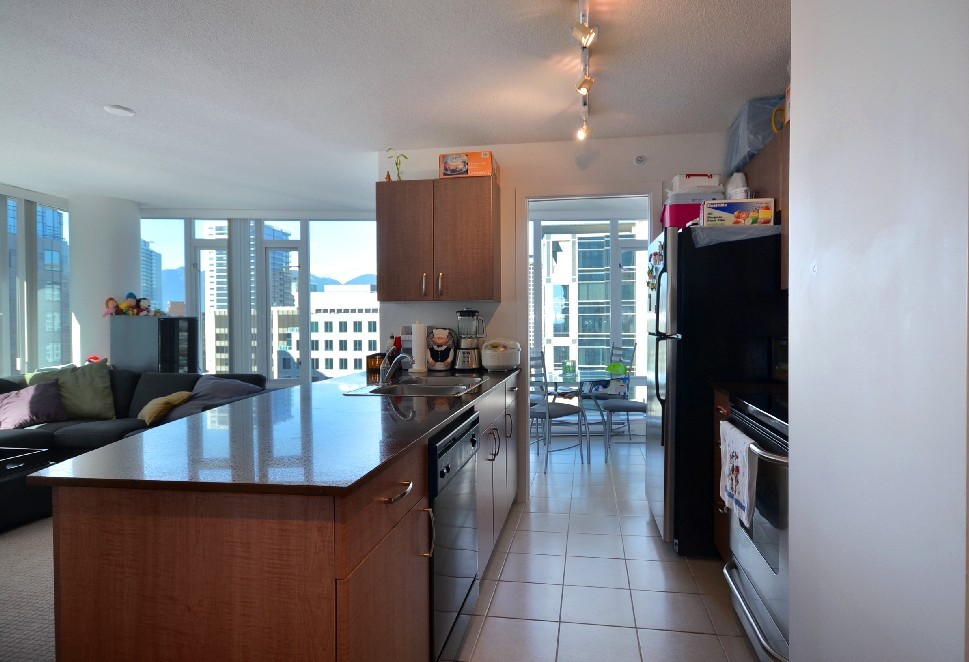 # 1907 610 GRANVILLE ST photo 17