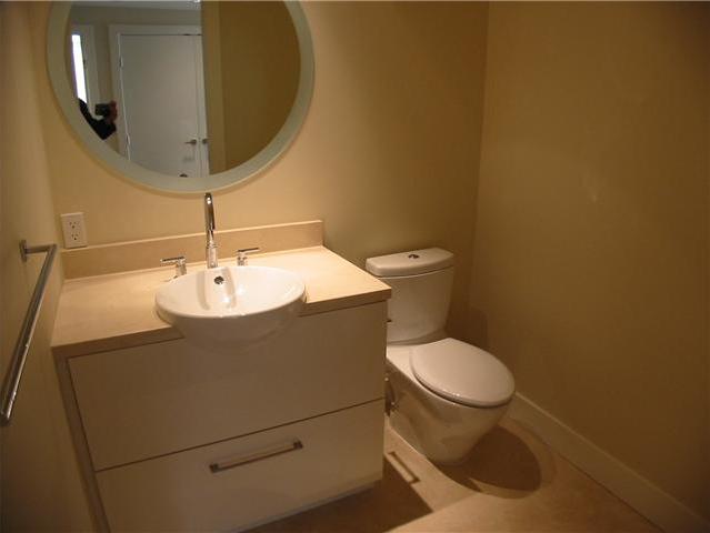# 3105 833 HOMER ST photo 8