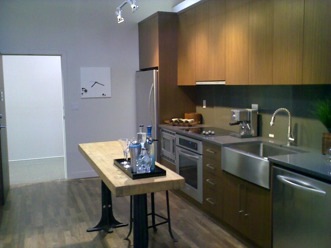 # 155 255 E 7th Avenue photo 7