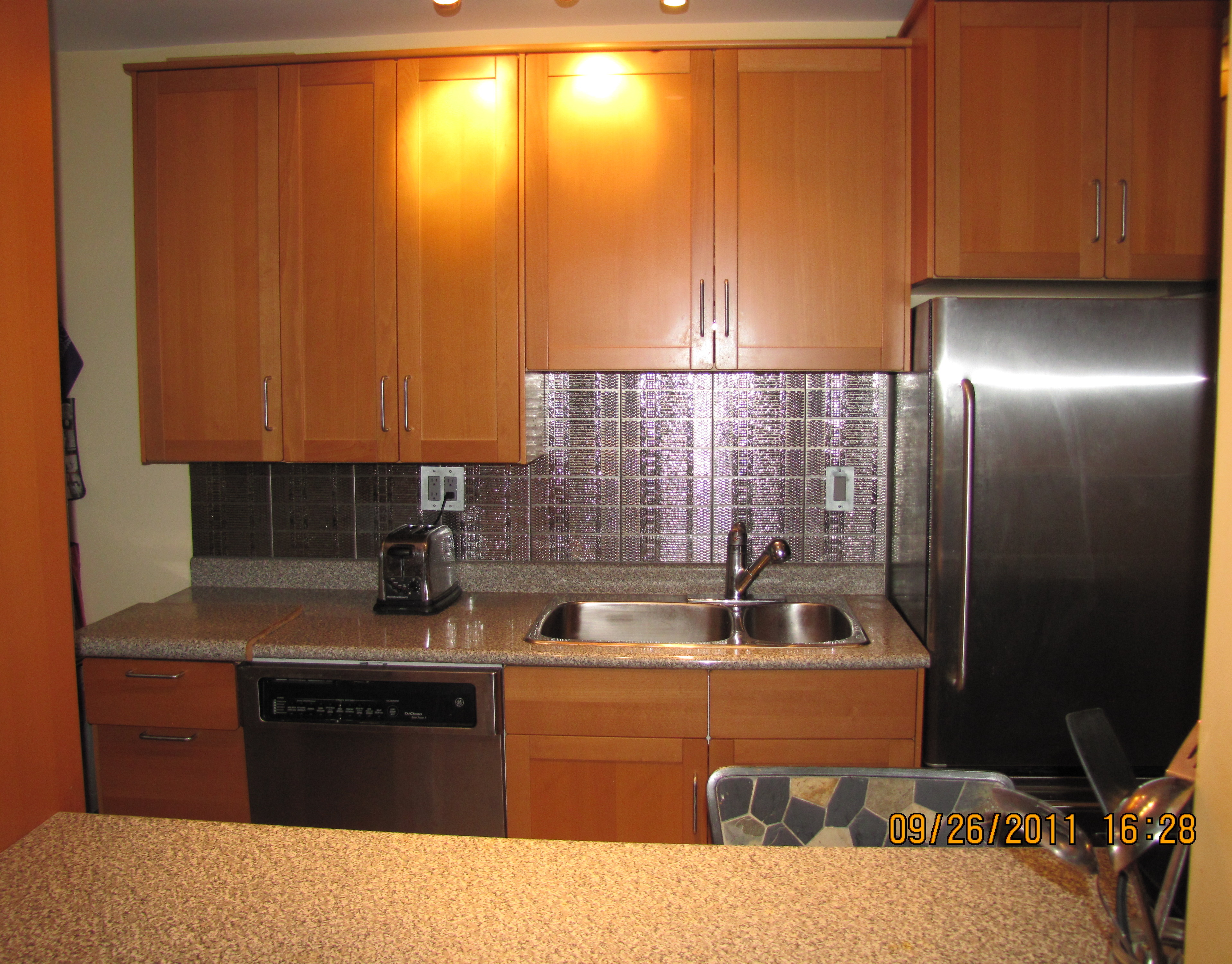 # 201 1590 W 10TH AV photo 9