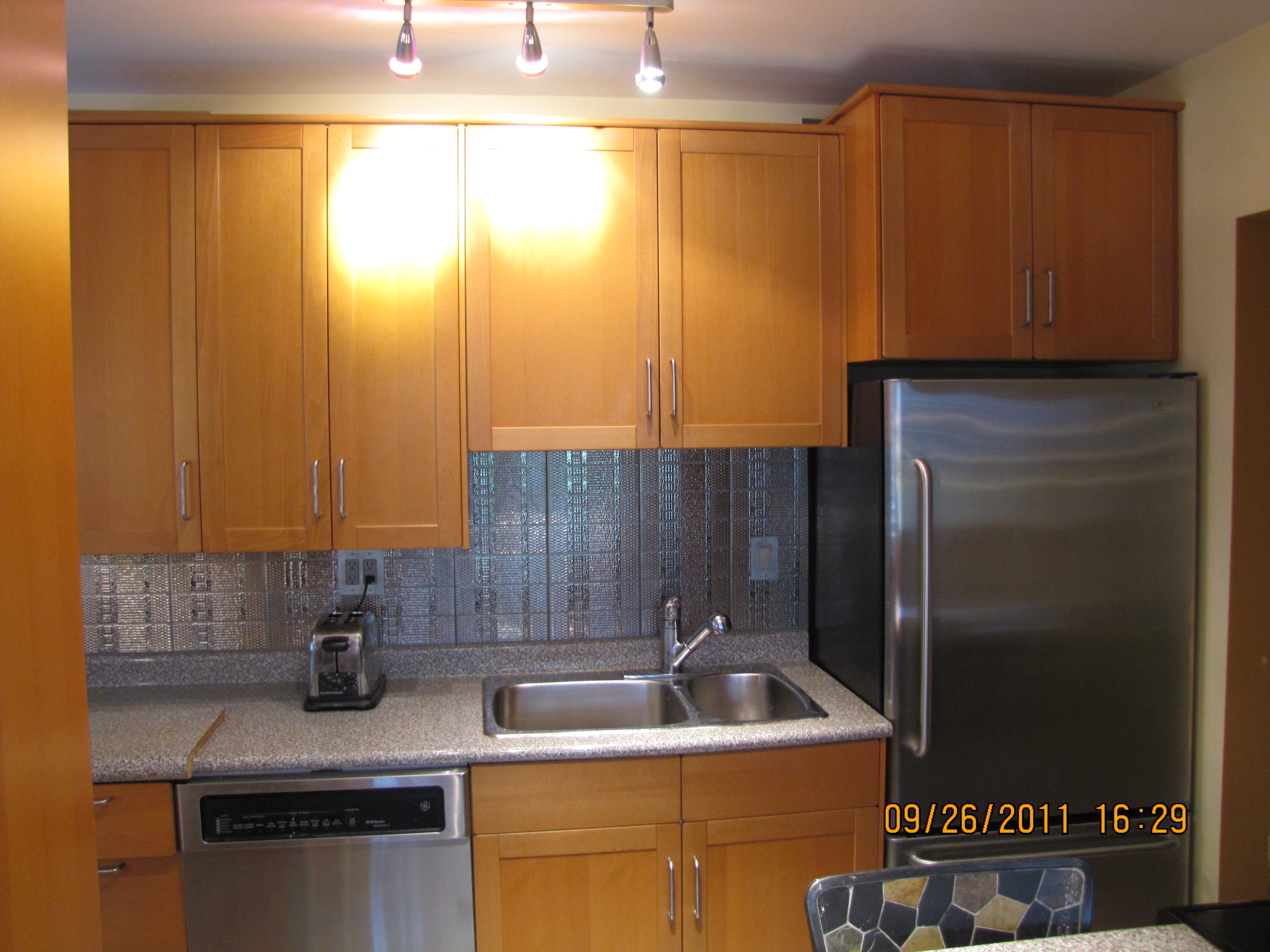 # 201 1590 W 10TH AV photo 11