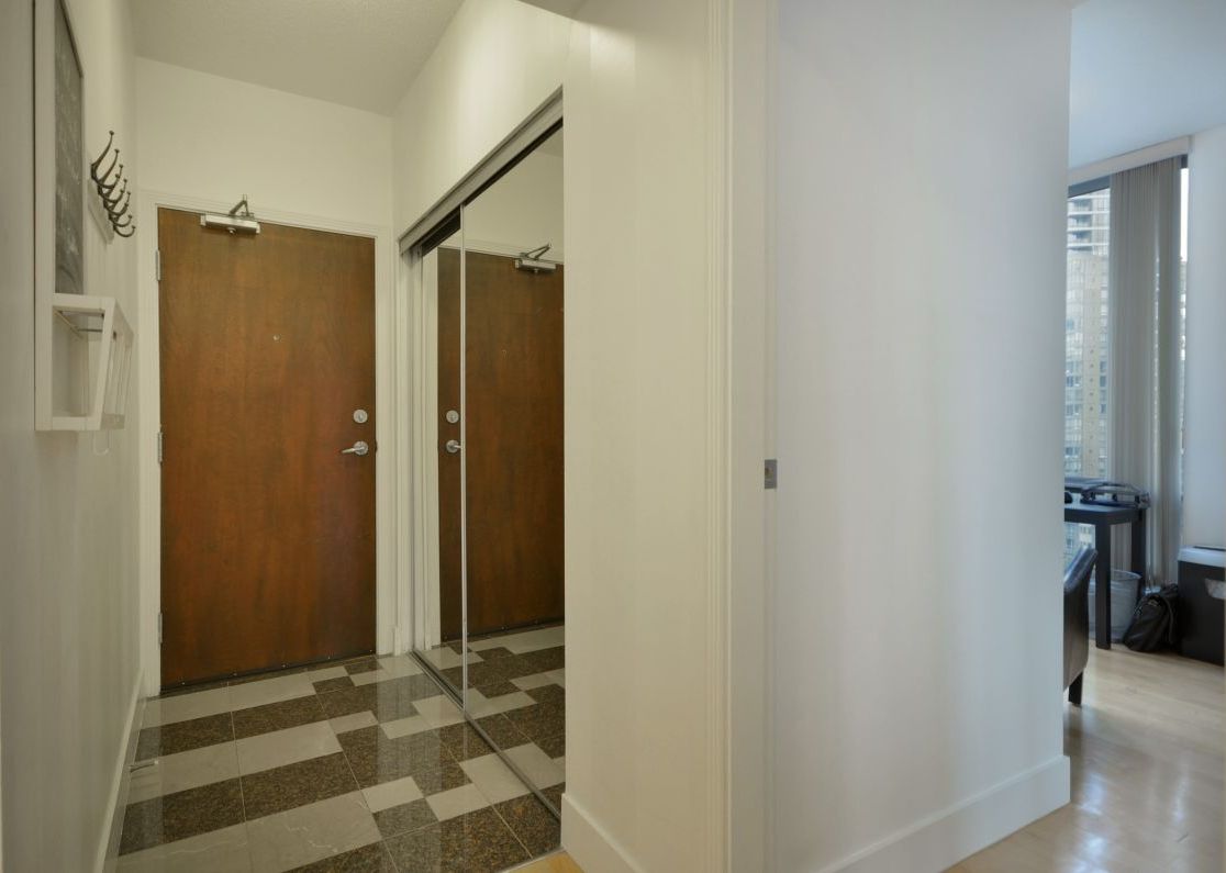 # 1404 1228 W HASTINGS ST photo 9
