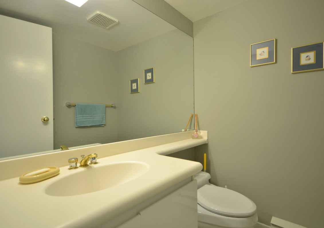 # TH5 2668 ASH ST photo 14