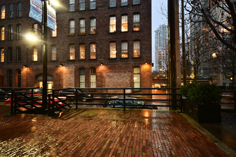 # 201 1155 MAINLAND ST photo 5
