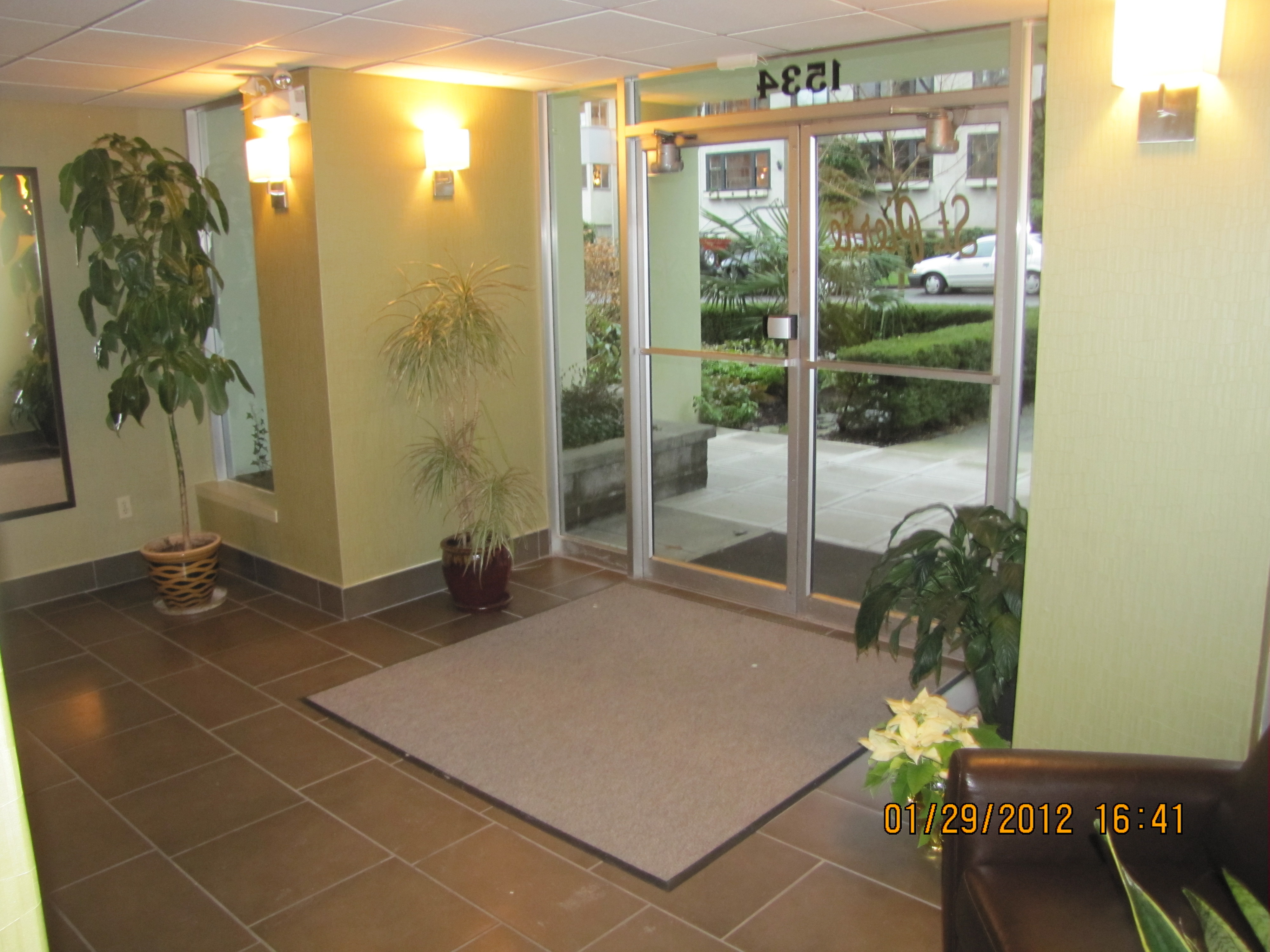 # 402 1534 HARWOOD ST photo 13