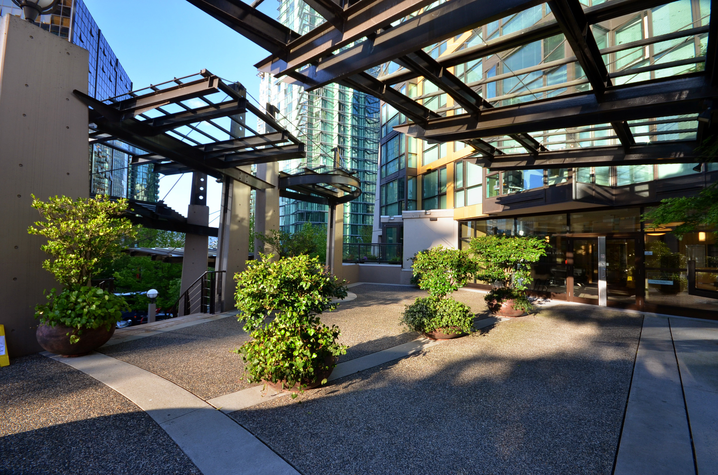 # 707 1331 ALBERNI ST photo 9