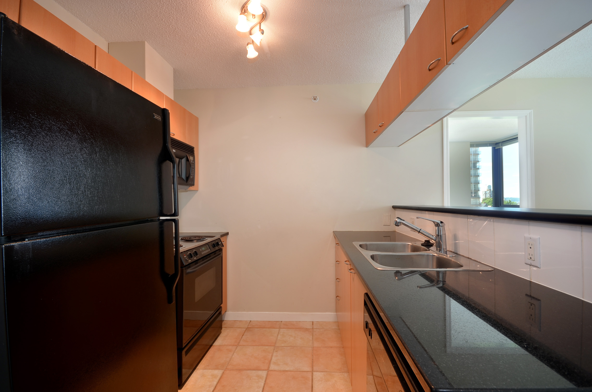 # 707 1331 ALBERNI ST photo 16