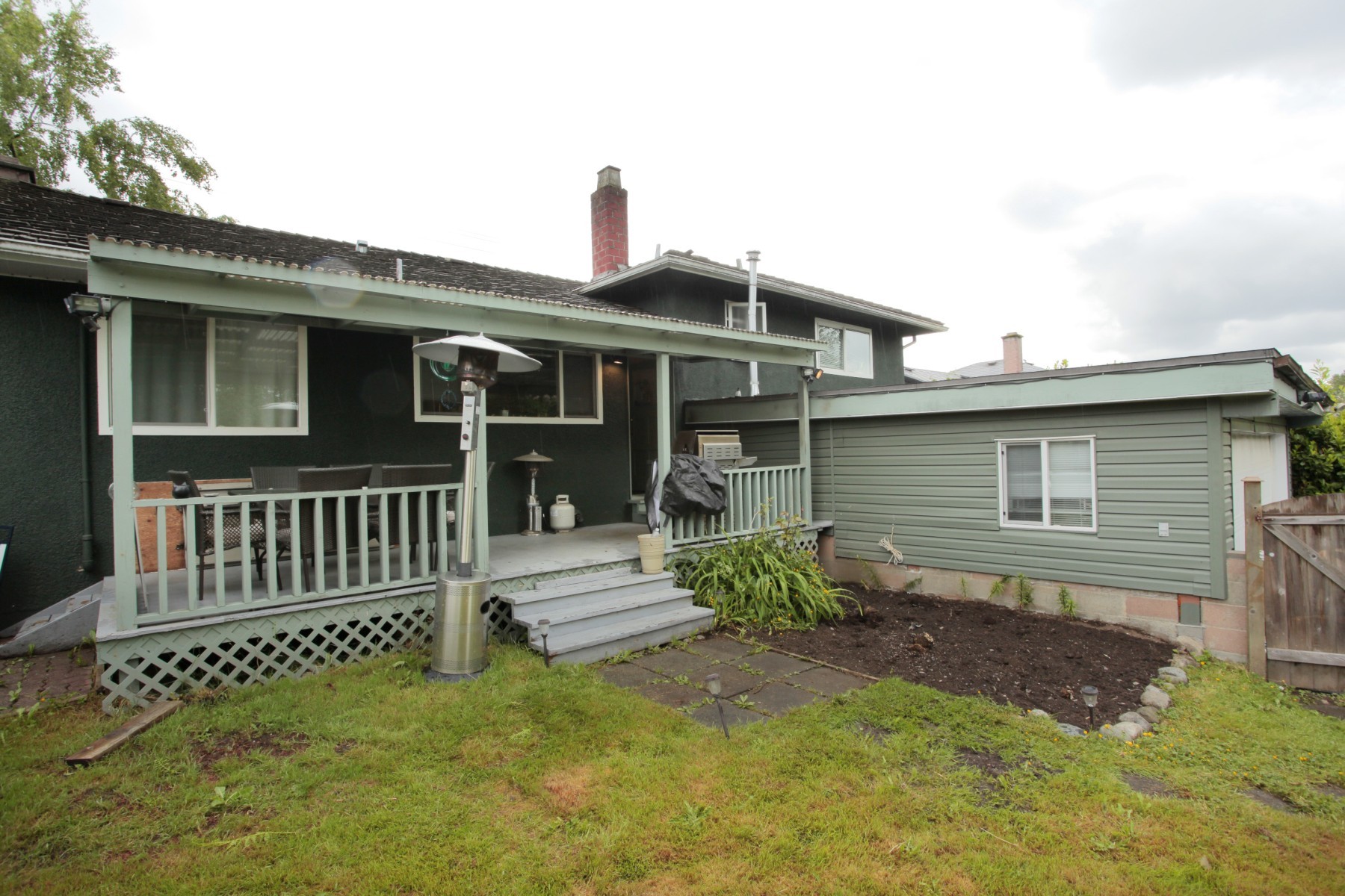  4364 MOSCROP Street photo 10
