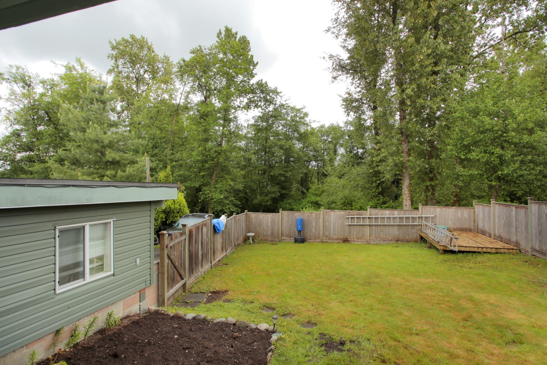  4364 MOSCROP Street photo 12