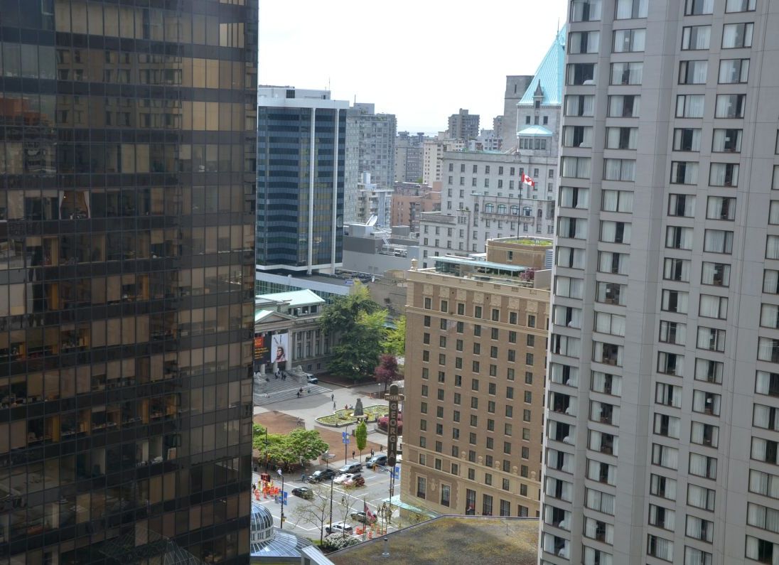 # 2304 610 GRANVILLE Street photo 23