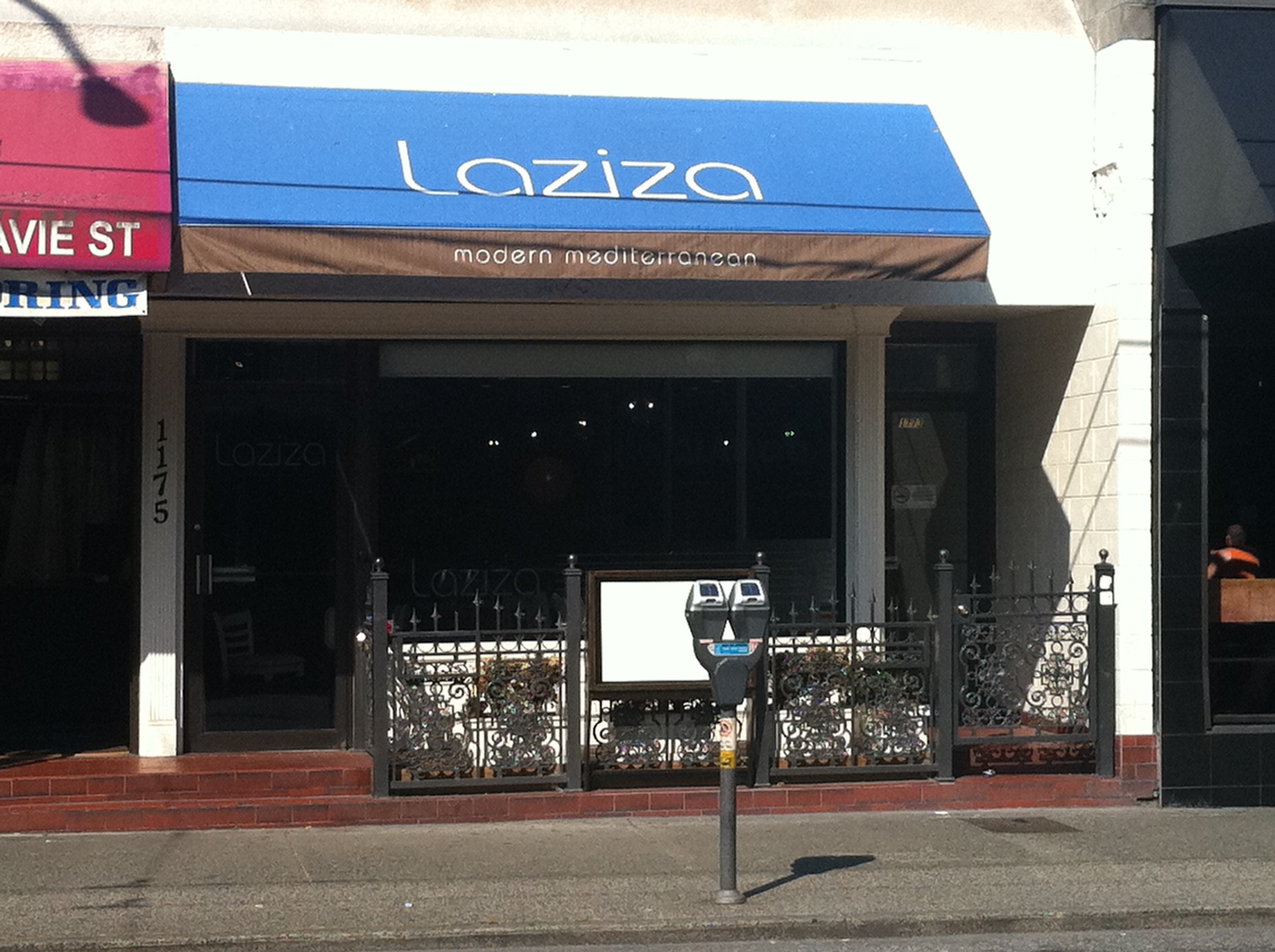  1175 Davie Street photo 3