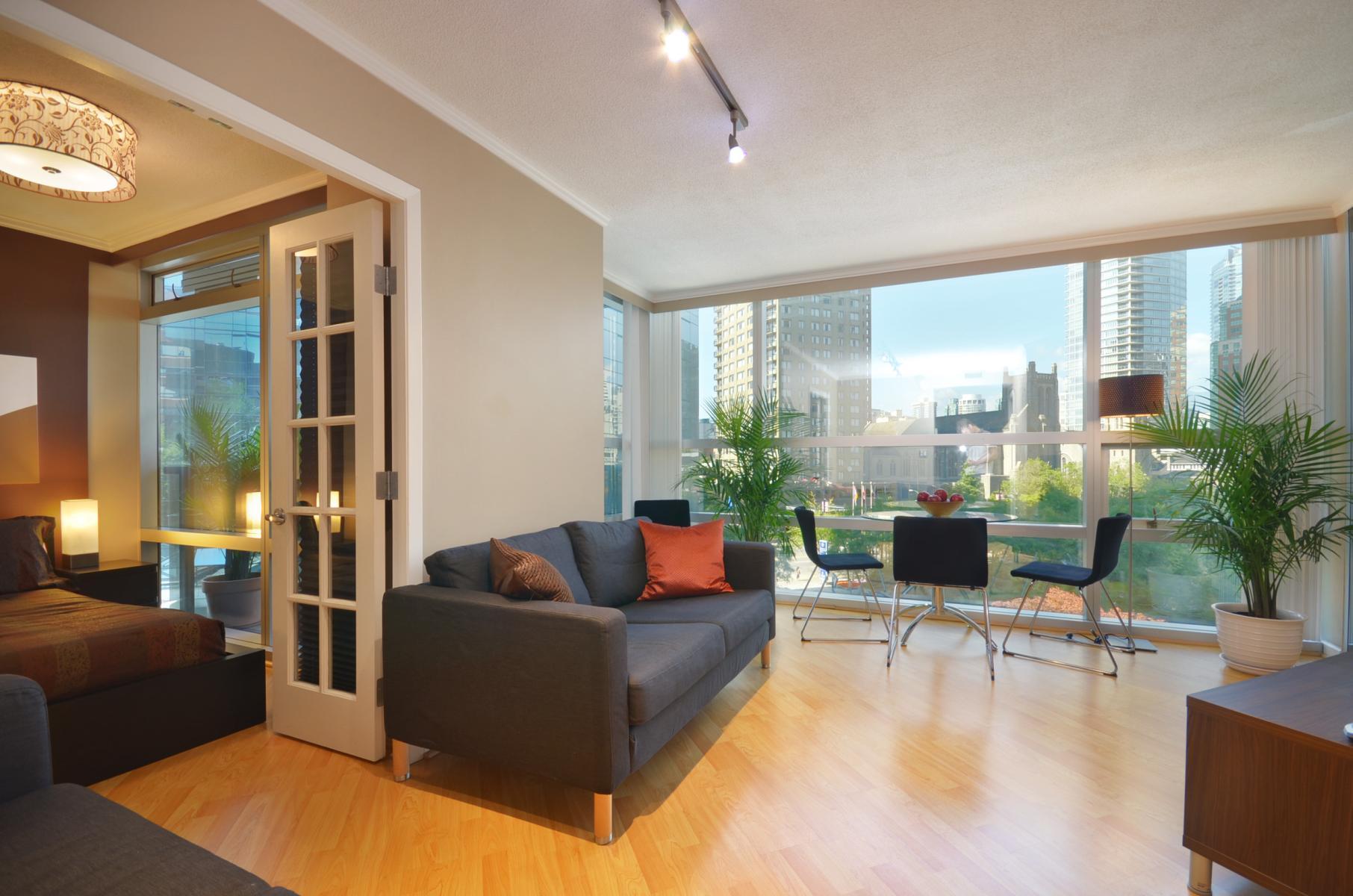 # 505 1050 BURRARD ST photo 15