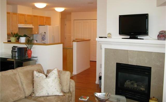 # 1102 1570 W 7TH Ave photo 4