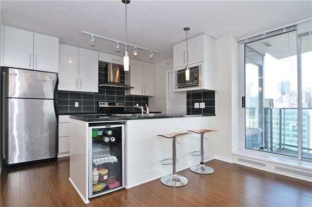 # 2903 188 KEEFER Place