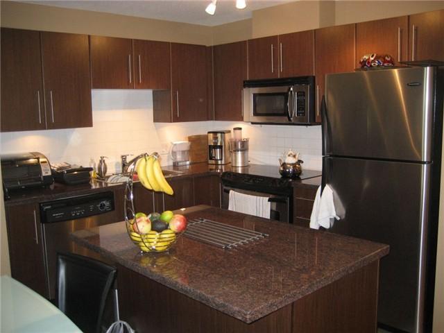# 1001 2138 MADISON AV photo 4