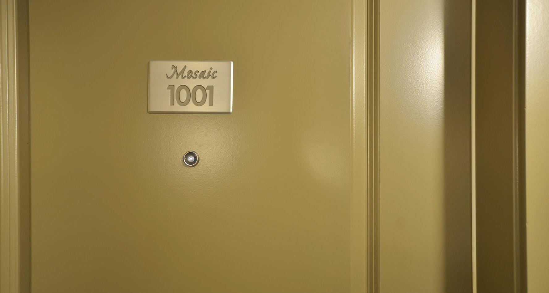 # 1001 2138 MADISON AV photo 19