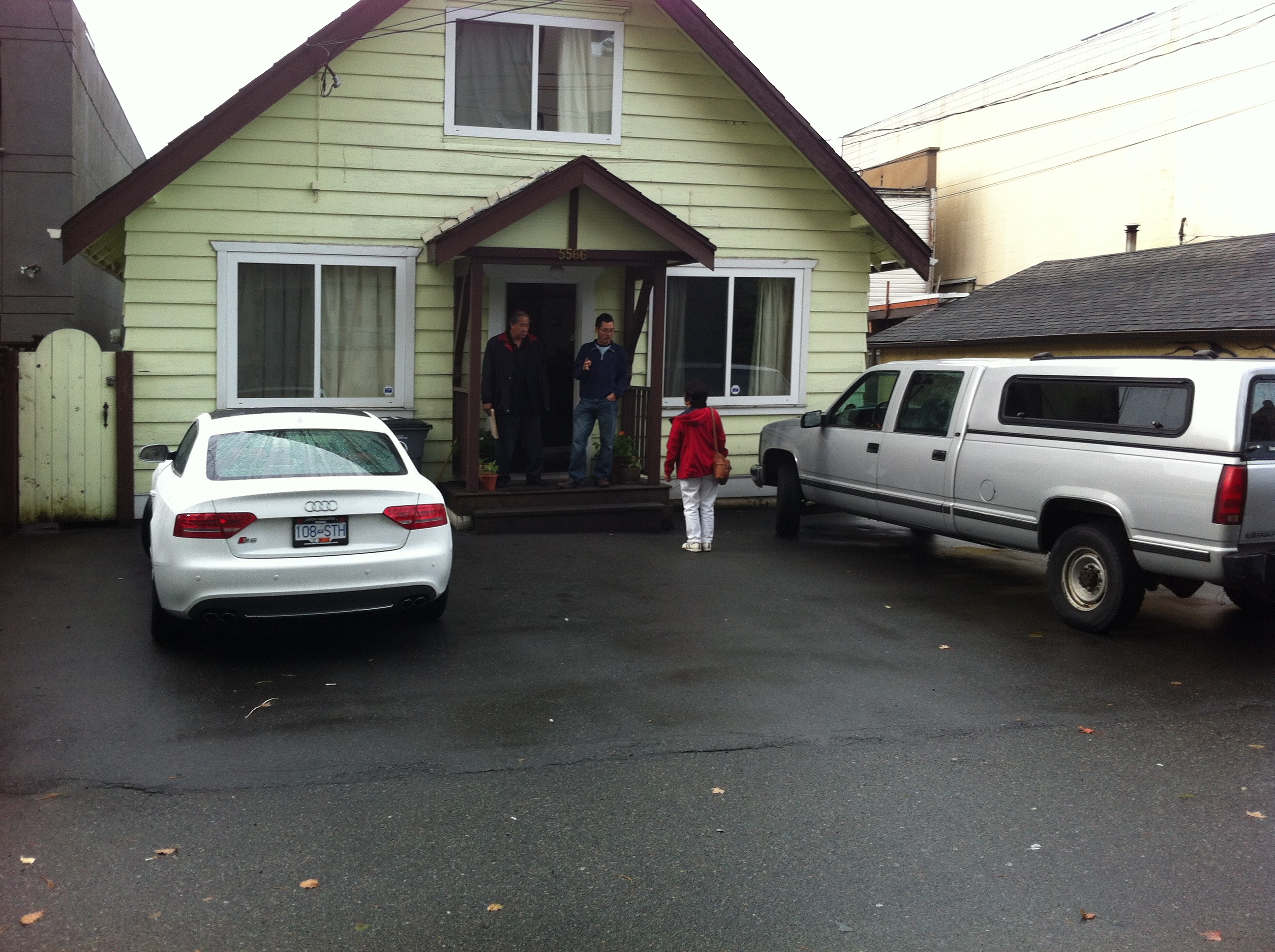  5562 Joyce  Street photo 13