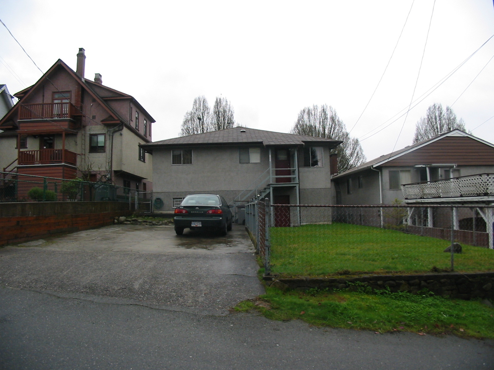  1421 E 1ST Ave photo 6