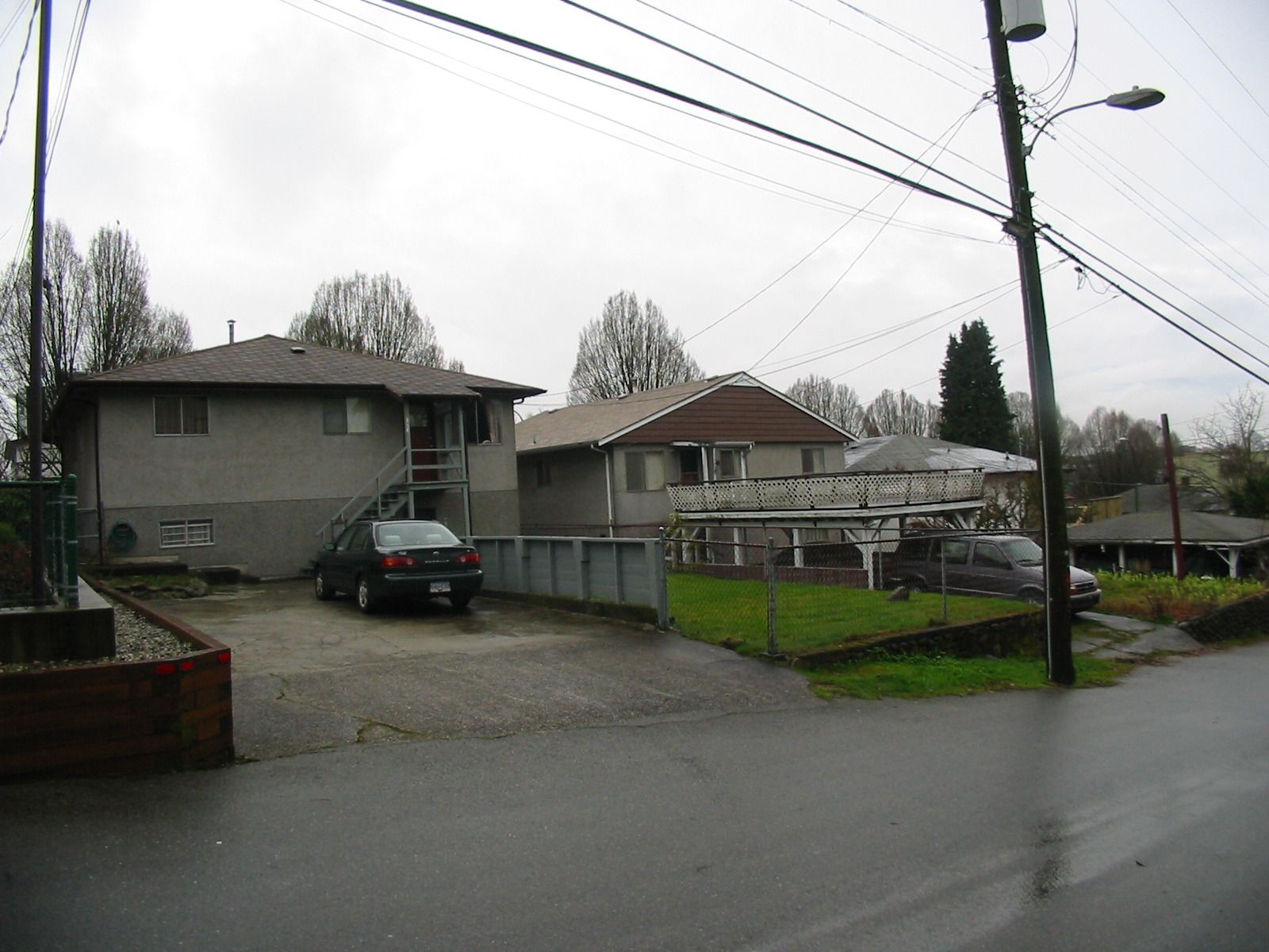 1421 E 1ST Ave photo 7