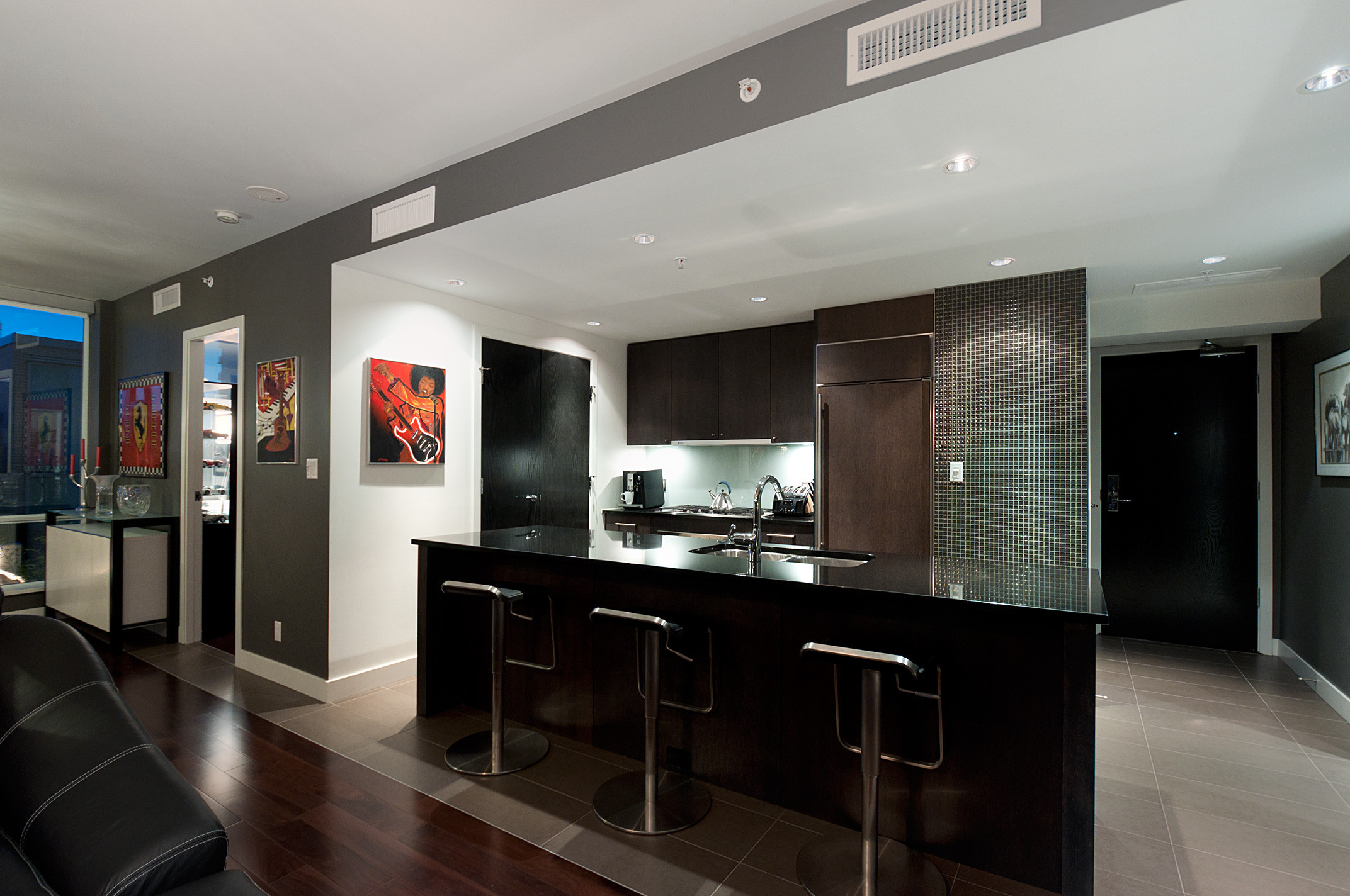 # 404 1455 HOWE ST photo 7