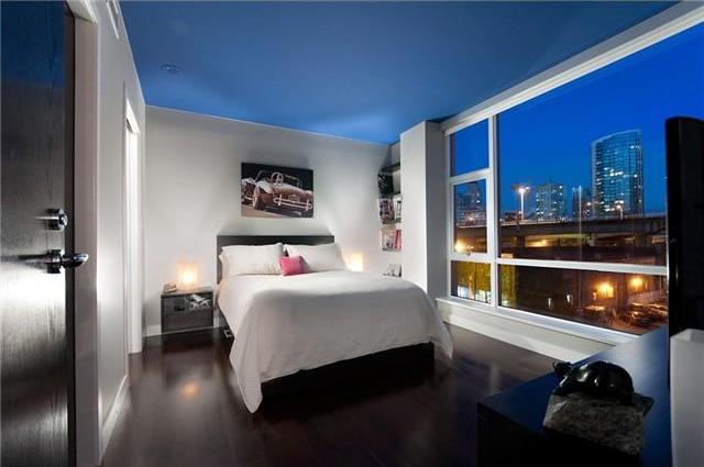 # 404 1455 HOWE ST photo 19