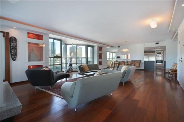 # 2301 909 BURRARD ST photo 4