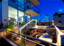 # 404 1455 HOWE Street